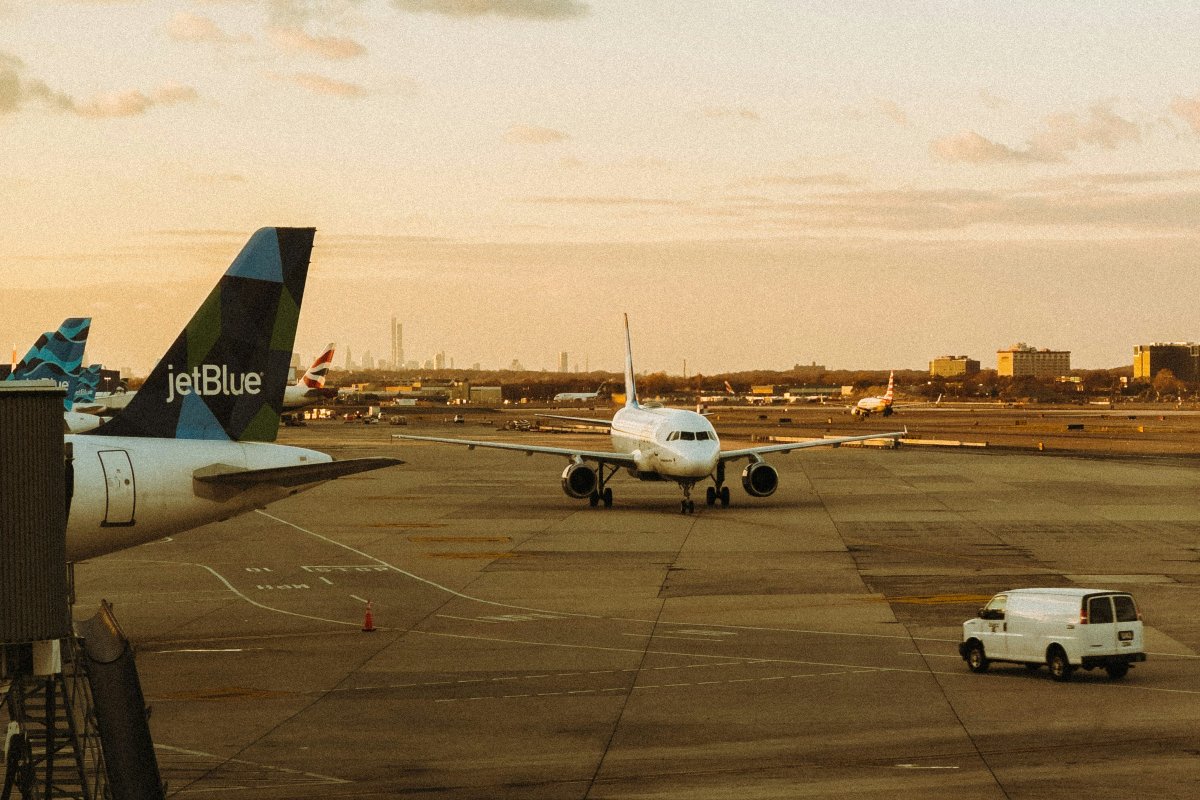 Remains Found In JetBlue Landing Gear In Florida Identified As 2 Dominican Teenagers