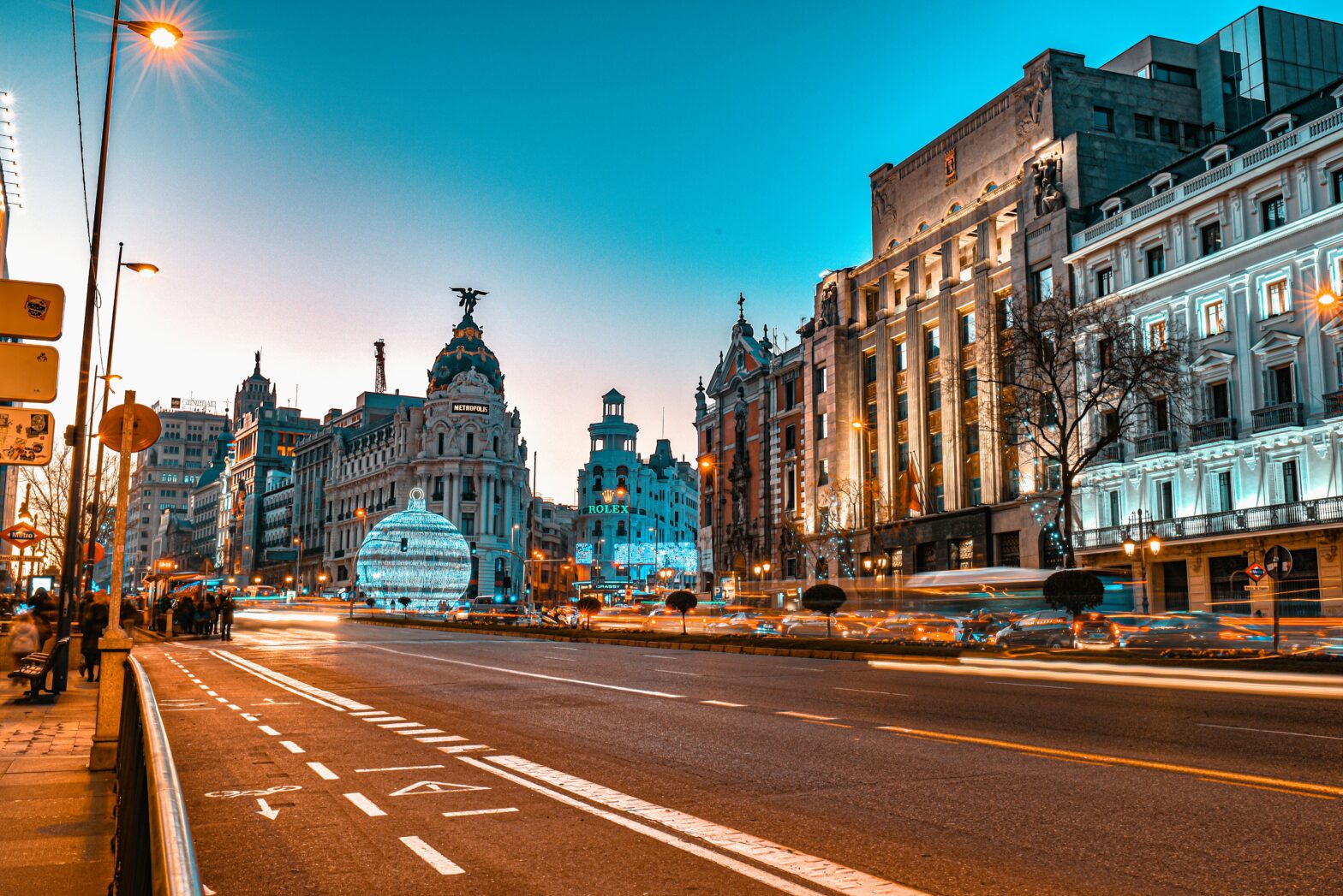 April Flight Deals: Where To Travel For Less Than $600 Round Trip